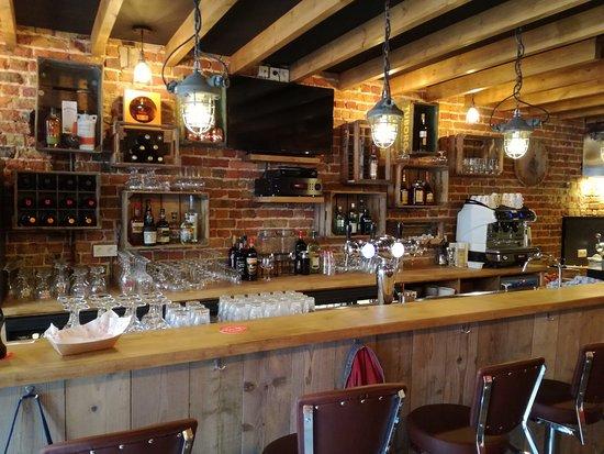 Ben's Bar