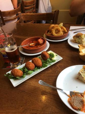 El Toro Tapasbar