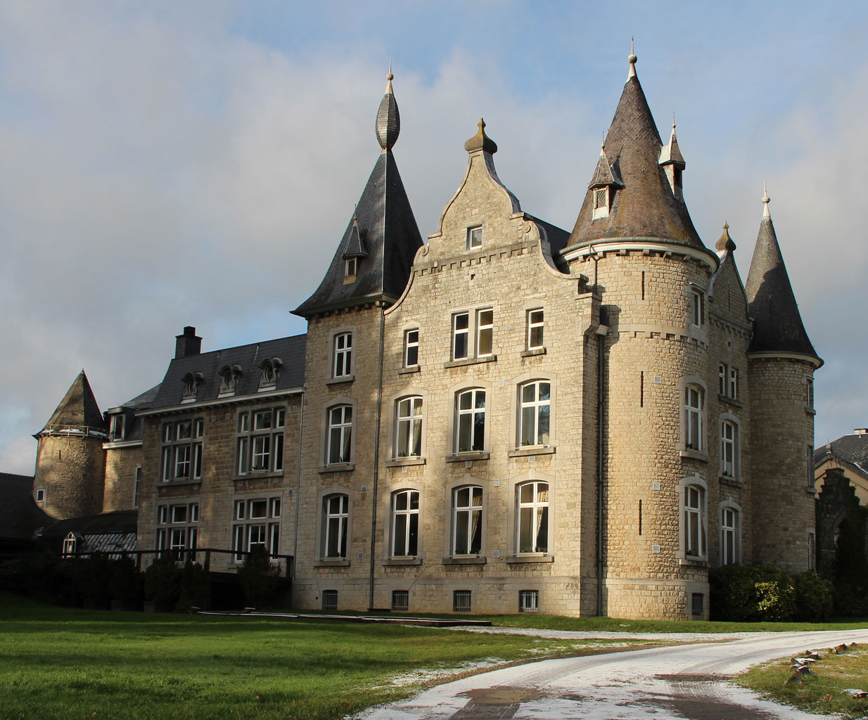 Kasteel van Hassonville